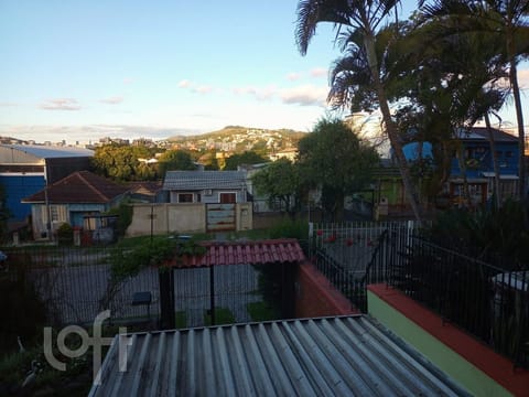 Image 5 - 230110